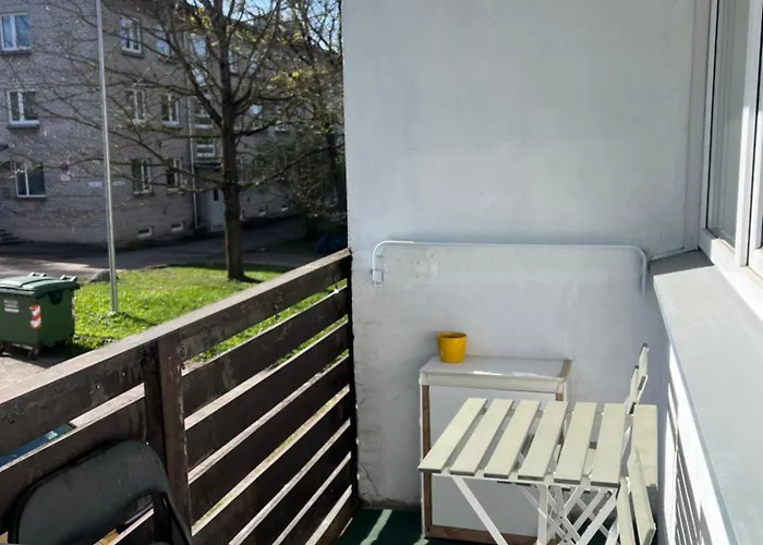 Leola Center Apartment